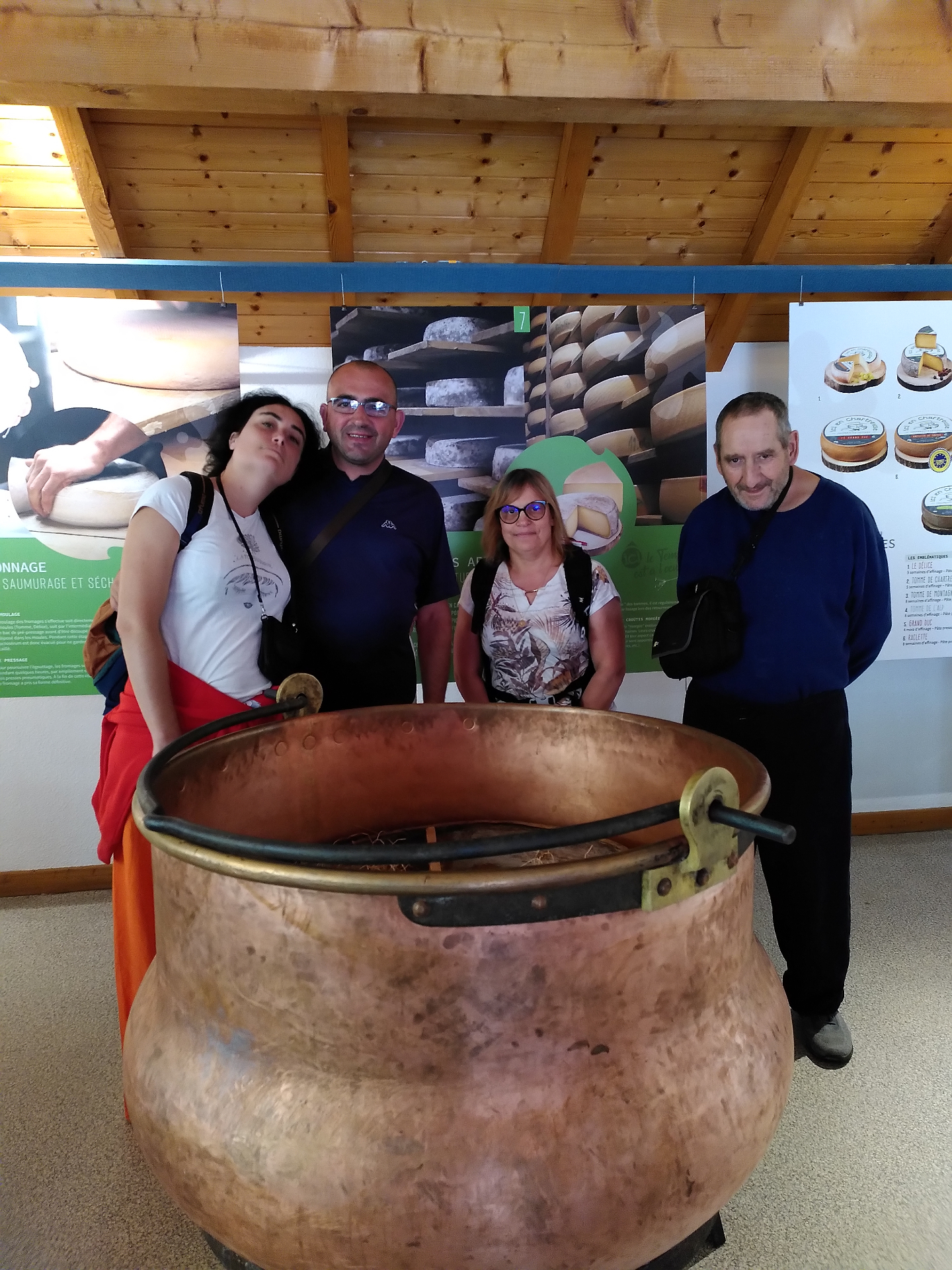 Groupe à la fromagerie